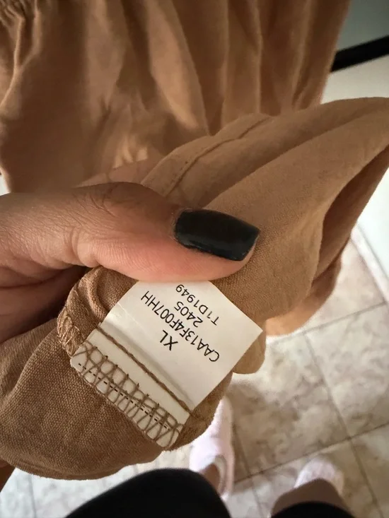 Cupshe Tan Short Sleeve V-Neck Romper - Picture 5 of 5